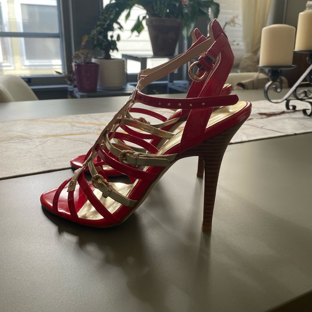 Red and Tan Baker heels. Size 8 1/2.